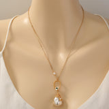 Collier pendentif avec boucles d'oreilles