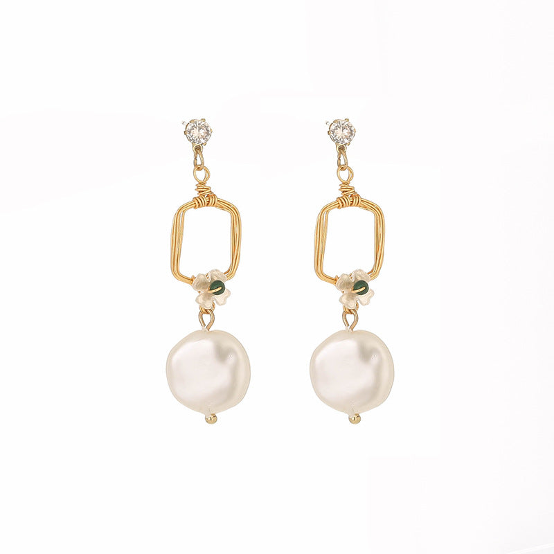 Collier pendentif avec boucles d'oreilles